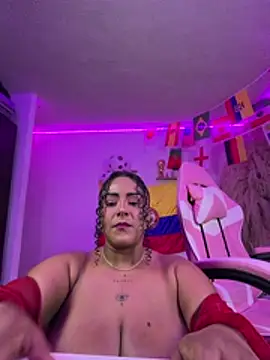 Snapshot of ariadna_cooper chatting on July 3, 2026, 4:19 am ariadna cooper online show from July 3, 2026, 4:19 am