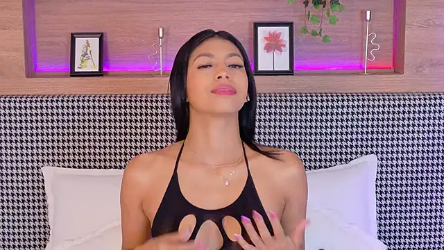 Snapshot of AbieHills chatting on March 14, 2025, 11:56 am AbieHills online show from March 14, 2025, 11:56 am