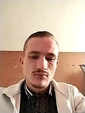 Snapshot of frankthefuck69 chatting on March 8, 2025, 3:35 pm frankthefuck69 online show from March 8, 2025, 3:35 pm