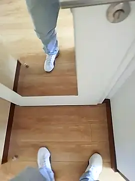 Snapshot of frankthefuck69 chatting on September 29, 2025, 2:55 pm frankthefuck69 online show from September 29, 2025, 2:55 pm