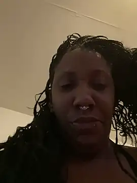 Yoshibaby2670 online show from February 14, 2025, 10:36 pm