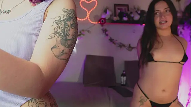 Snapshot of bri_cullen chatting on September 27, 2025, 10:59 pm bri cullen online show from September 27, 2025, 10:59 pm