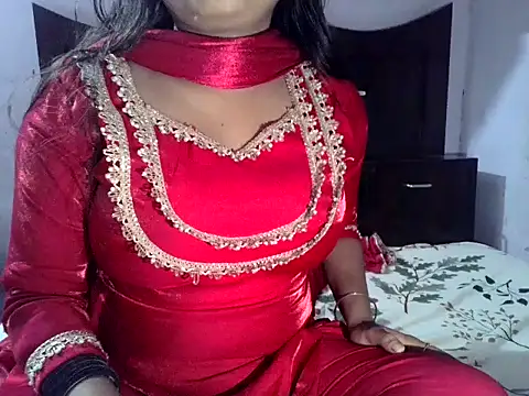 Snapshot of SIYA_MAVI chatting on July 8, 2026, 11:04 am SIYA MAVI online show from July 8, 2026, 11:04 am