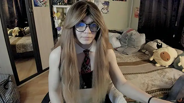 alexiamaleax online show from May 4, 2026, 12:06 am