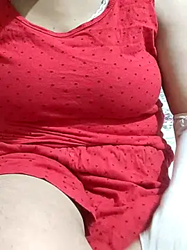 Snapshot of mallupriyapriya chatting on March 7, 2025, 5:29 am mallupriyapriya online show from March 7, 2025, 5:29 am