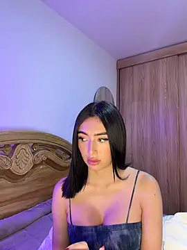Snapshot of Maddy_Jones chatting on June 9, 2026, 2:23 am Maddy Jones online show from June 9, 2026, 2:23 am