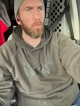 coreyl9718 online show from February 20, 2025, 8:58 pm