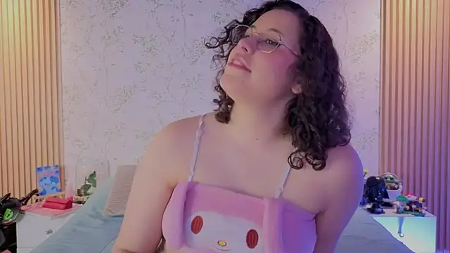 Snapshot of Charlotte__Miller chatting on July 6, 2026, 3:03 pm Charlotte Miller online show from July 6, 2026, 3:03 pm