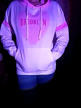 Snapshot of Angelnirvanaa chatting on January 13, 2026, 4:56 pm Angelnirvanaa online show from January 13, 2026, 4:56 pm