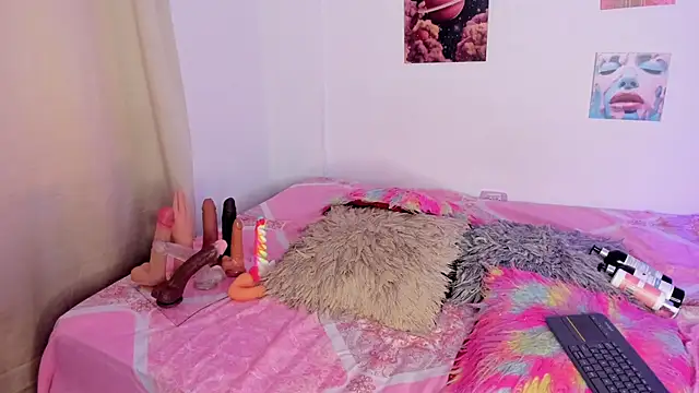 Snapshot of ebony_cutte chatting on October 4, 2025, 7:01 pm ebony cutte online show from October 4, 2025, 7:01 pm