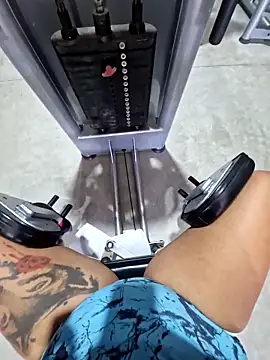 AliceRuivinha2 online show from September 30, 2025, 12:21 pm