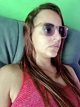 Snapshot of AliceRuivinha2 chatting on May 31, 2026, 2:35 pm AliceRuivinha2 online show from May 31, 2026, 2:35 pm