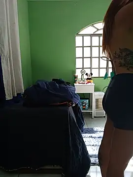 Snapshot of AliceRuivinha2 chatting on June 10, 2026, 1:54 pm AliceRuivinha2 online show from June 10, 2026, 1:54 pm