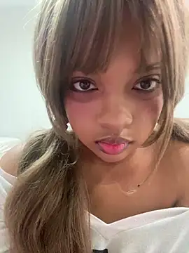 Snapshot of AwkwardJasminee chatting on November 3, 2025, 10:49 am AwkwardJasminee online show from November 3, 2025, 10:49 am