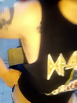 Snapshot of Camilita0 chatting on January 9, 2026, 4:15 am Camilita0 online show from January 9, 2026, 4:15 am