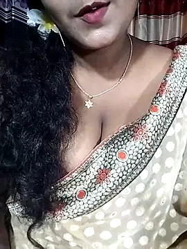 YERY HOT online show from October 16, 2025, 4:13 am