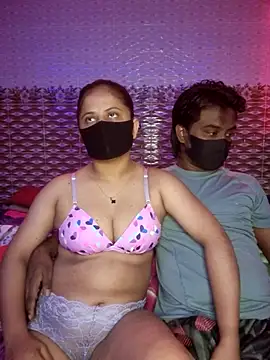 Hot Nila online show from June 8, 2026, 2:45 am