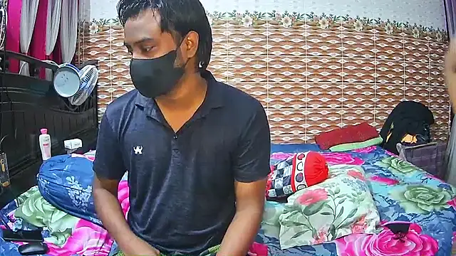 Hot Nila online show from June 13, 2026, 2:42 am