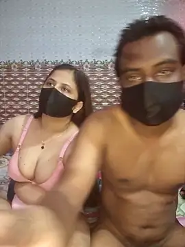 Hot Nila online show from July 31, 2026, 4:23 am