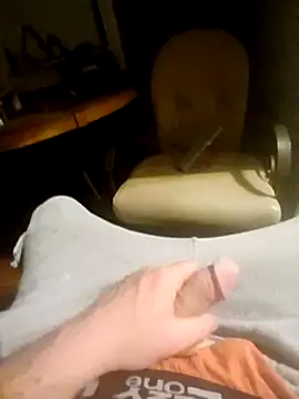 Snapshot of douchydan42 chatting on January 22, 2025, 11:56 am douchydan42 online show from January 22, 2025, 11:56 am