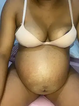 Snapshot of Mariaapimentinha chatting on December 19, 2025, 1:23 am Mariaapimentinha online show from December 19, 2025, 1:23 am