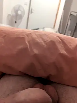 coquin5995 online show from September 27, 2025, 8:25 pm