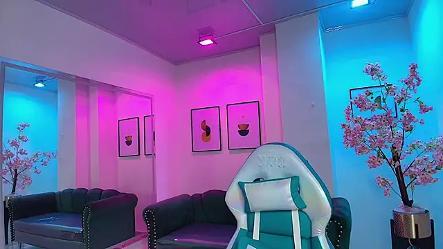 Arianna sweeet online show from March 8, 2025, 3:28 am