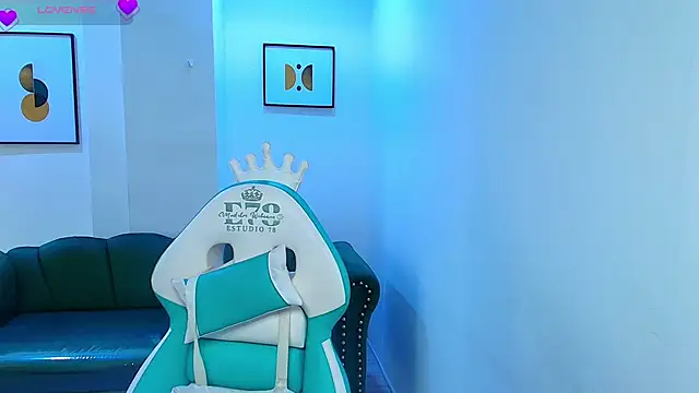 Arianna sweeet online show from October 14, 2025, 3:40 am