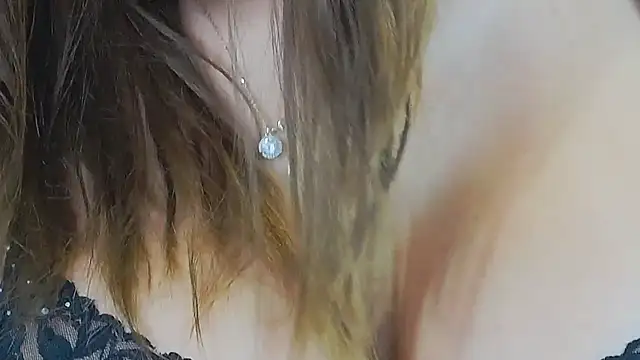 Snapshot of Dr_Barbie chatting on January 15, 2025, 6:22 am Dr Barbie online show from January 15, 2025, 6:22 am