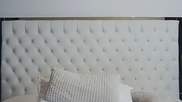 Snapshot of Dr_Barbie chatting on March 4, 2025, 6:15 am Dr Barbie online show from March 4, 2025, 6:15 am