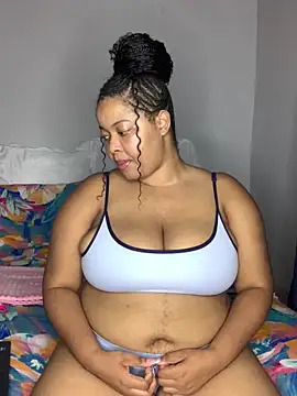 sexytinashe21 online show from April 13, 2026, 7:52 pm