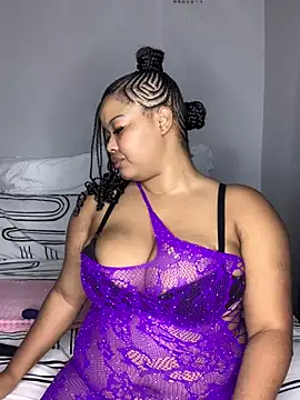 sexytinashe21 online show from April 29, 2026, 8:37 pm
