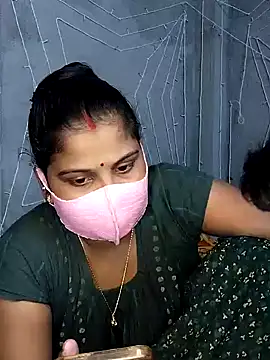 Snapshot of nikitacute23 chatting on February 6, 2025, 8:29 am nikitacute23 online show from February 6, 2025, 8:29 am