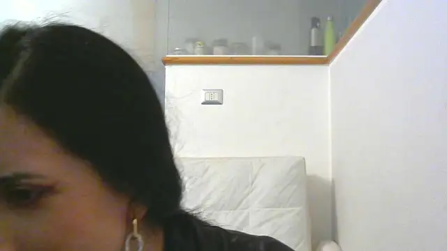 Snapshot of amabel_zambrano chatting on January 27, 2025, 8:40 am amabel zambrano online show from January 27, 2025, 8:40 am