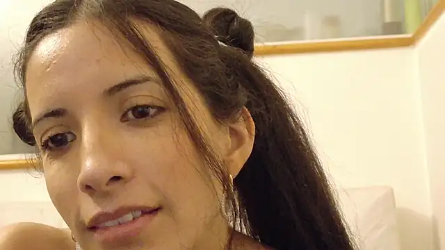 Snapshot of amabel_zambrano chatting on March 4, 2025, 11:40 am amabel zambrano online show from March 4, 2025, 11:40 am