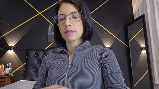 Snapshot of amabel_zambrano chatting on October 12, 2025, 12:37 pm amabel zambrano online show from October 12, 2025, 12:37 pm