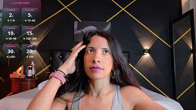 Snapshot of amabel_zambrano chatting on November 13, 2025, 12:15 pm amabel zambrano online show from November 13, 2025, 12:15 pm