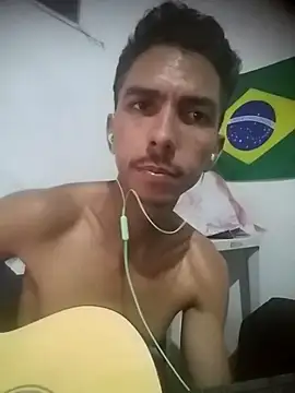 Snapshot of MagrinhoSaradoo chatting on March 1, 2025, 2:15 am MagrinhoSaradoo online show from March 1, 2025, 2:15 am