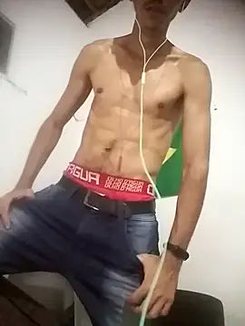 Snapshot of MagrinhoSaradoo chatting on March 2, 2025, 1:47 am MagrinhoSaradoo online show from March 2, 2025, 1:47 am