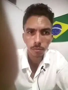 Snapshot of MagrinhoSaradoo chatting on March 7, 2025, 3:40 am MagrinhoSaradoo online show from March 7, 2025, 3:40 am