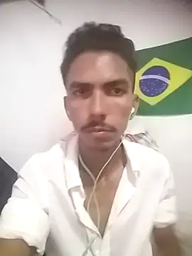 Snapshot of MagrinhoSaradoo chatting on March 12, 2025, 8:19 am MagrinhoSaradoo online show from March 12, 2025, 8:19 am