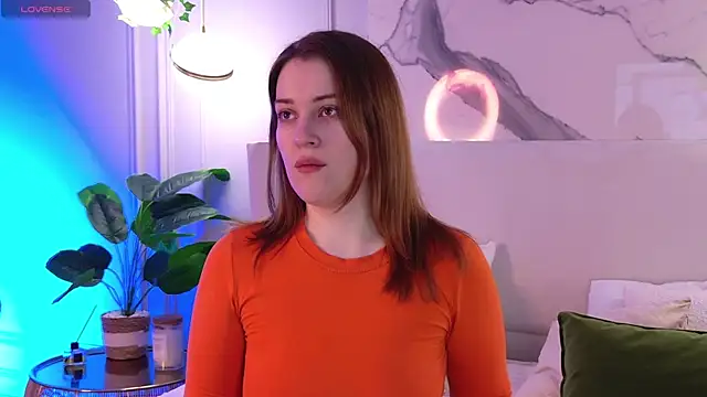 EllieGarson online show from May 1, 2026, 5:06 pm
