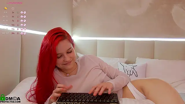 Snapshot of Rina_Red chatting on January 18, 2025, 12:57 pm Rina Red online show from January 18, 2025, 12:57 pm