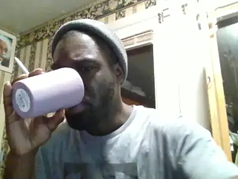 Snapshot of Ass_Everywere chatting on February 27, 2025, 5:13 am Ass Everywere online show from February 27, 2025, 5:13 am