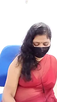 Snapshot of Lucky-Deepthi chatting on March 2, 2025, 5:04 pm Lucky-Deepthi online show from March 2, 2025, 5:04 pm