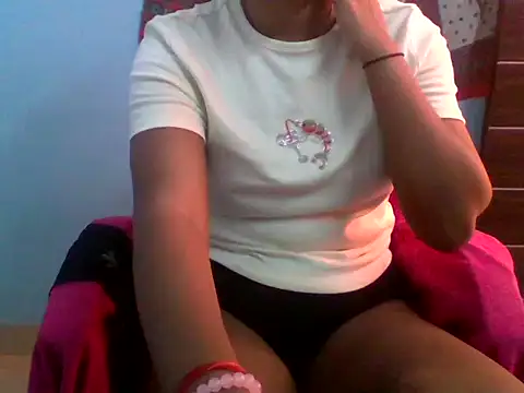 Snapshot of Barbie_183 chatting on June 30, 2026, 6:03 am Barbie 183 online show from June 30, 2026, 6:03 am