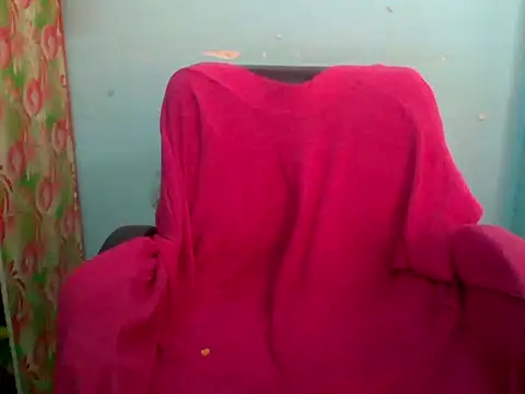 Snapshot of Barbie_183 chatting on July 8, 2026, 6:18 am Barbie 183 online show from July 8, 2026, 6:18 am