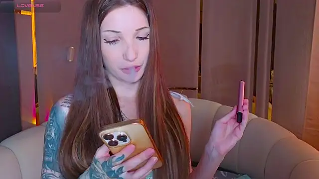 emilytrays online show from July 17, 2026, 2:56 pm