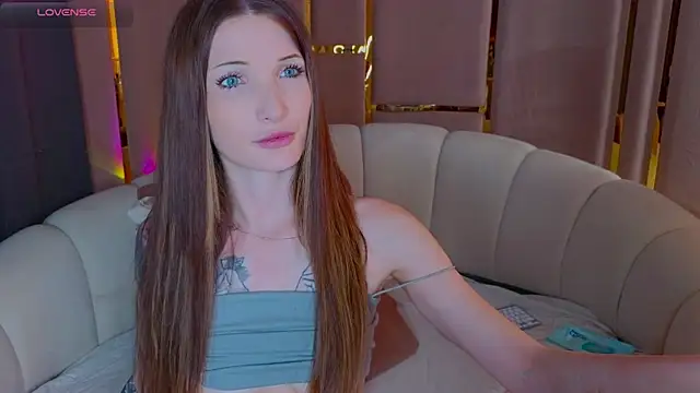 emilytrays online show from July 30, 2026, 1:43 pm