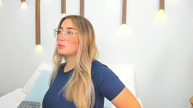 antonella cutie  online show from February 19, 2025, 3:16 pm